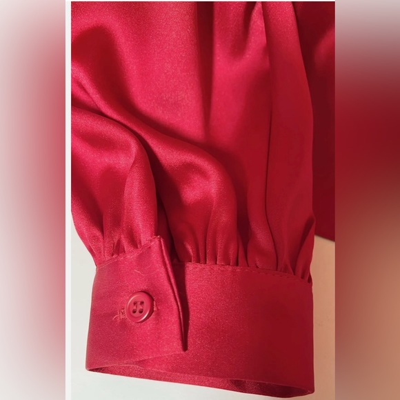 Red satin blouse - Picture 2 of 4